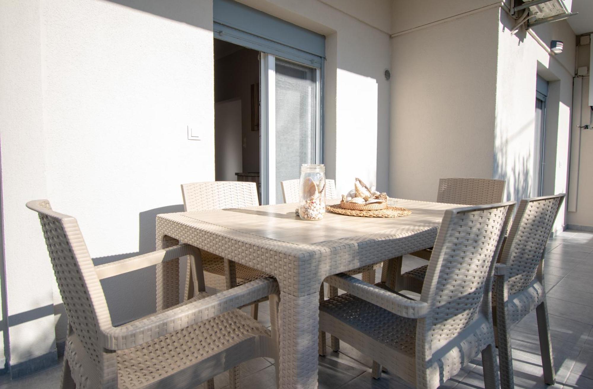 Magdalena Seaside Apartments Néa Róda Eksteriør bilde